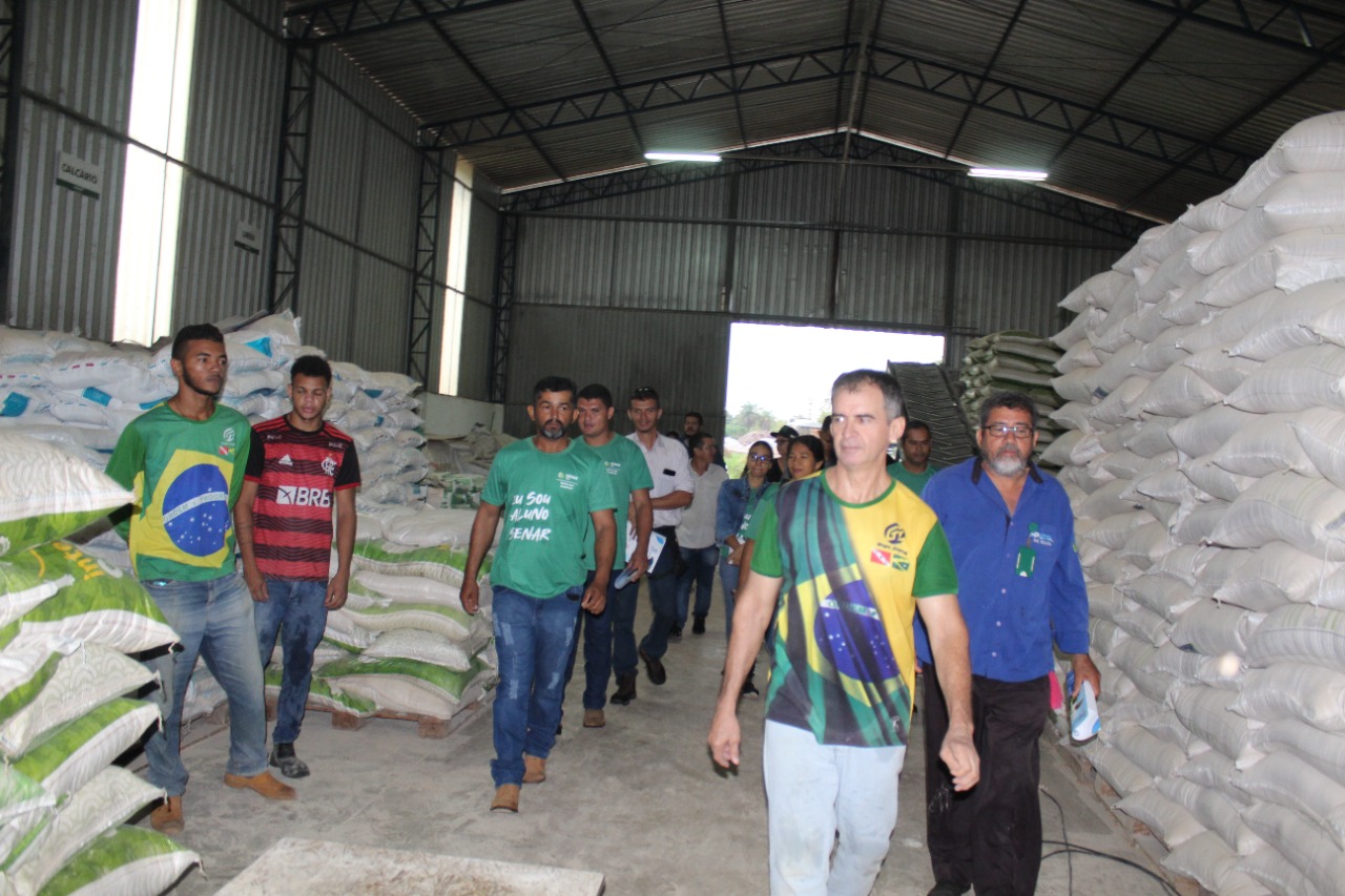 Visita técnica a Unitom (Cereja) - DES AGRO