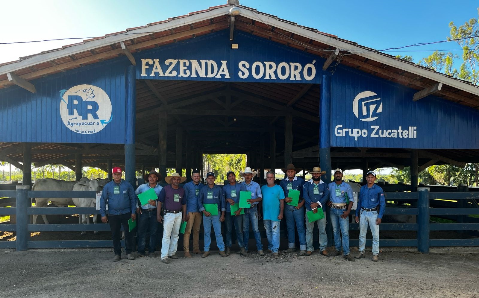 Colaboradores da Fazenda Sororó participam de curso de Inseminação Artificial em Tempo Fixo (IATF) promovido pelo SENAR/FAEPA