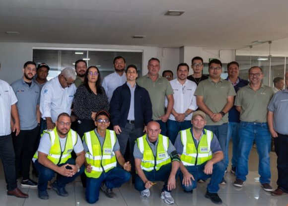 Shantui Zucatelli Sedia Treinamento Técnico com Especialistas da Fábrica para Aprimorar Atendimento