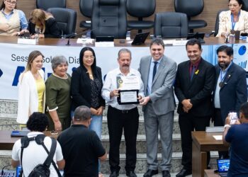 Empresário Reinaldo Zucatelli recebe título da Câmara Municipal de Marabá no Dia do Administrador